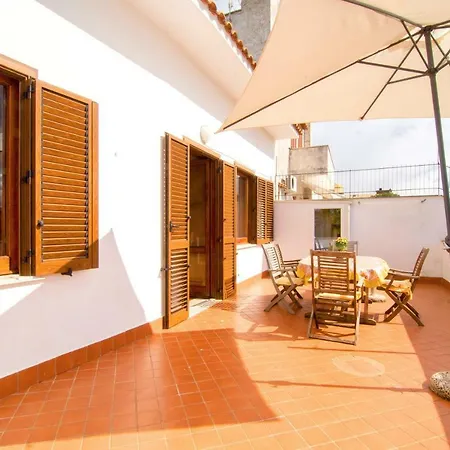 The Captain's House Apartamento *